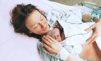 Mother and baby contact after delivery