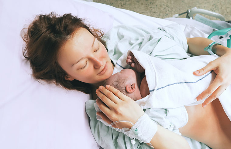 Mother and baby contact after delivery